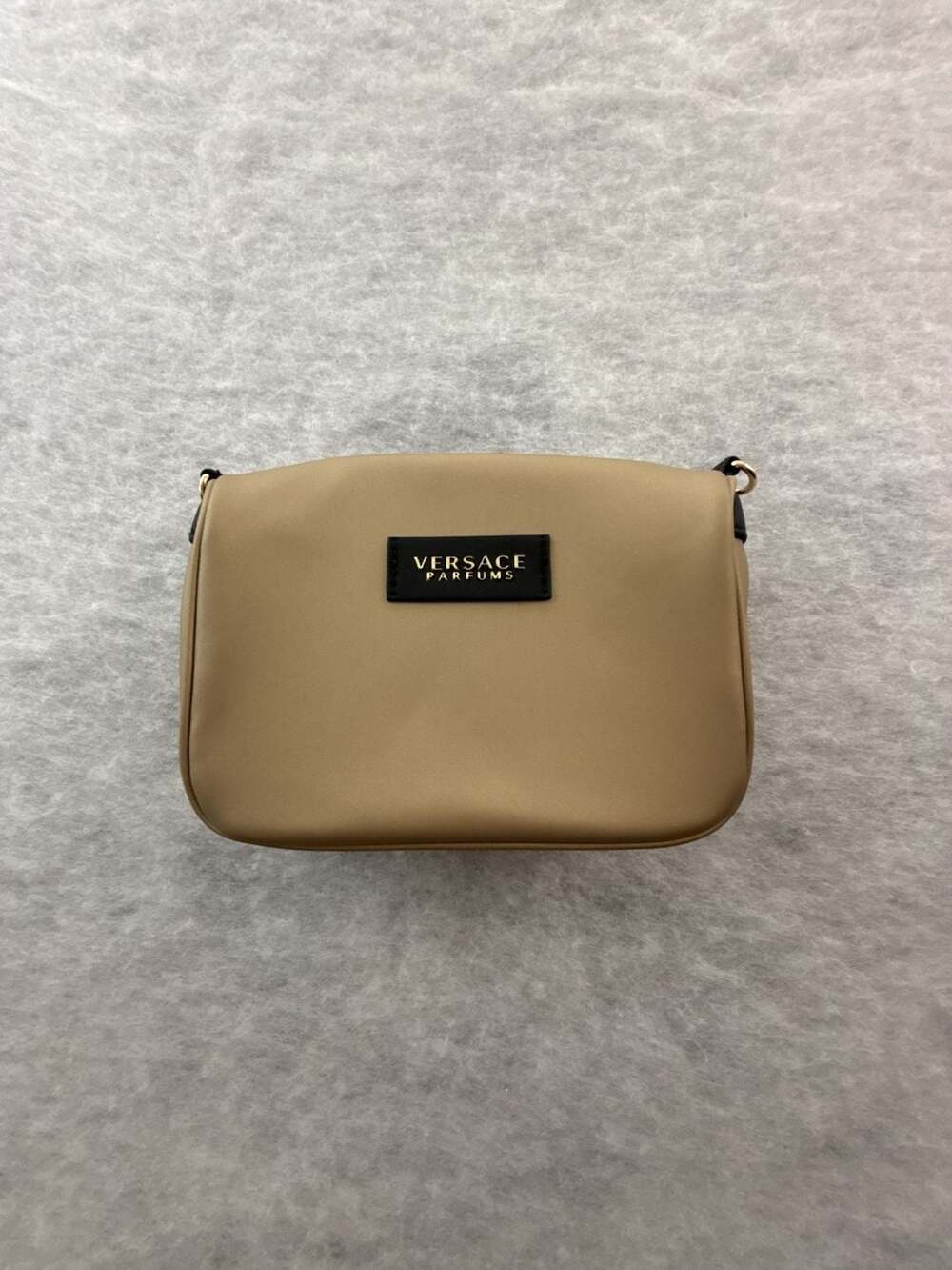 Small Versace Parfums Promotional Cosmetic Clutch Makeup Bag Gold